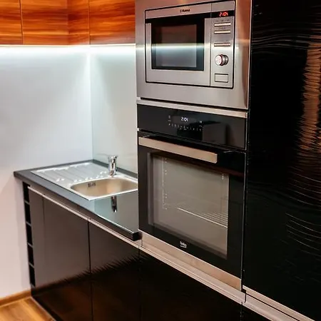 Your City Center Accomodation דירה קלוז'-נאפוקה